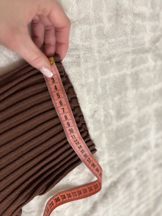 Продам гольф шоколадний solmar в рубчик розмір с