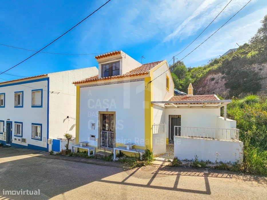 Vende Moradia T2 - Ericeira 5 km, A Casa das Casas