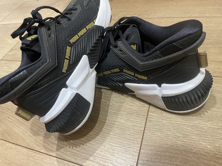 Buty czarne Puma 39