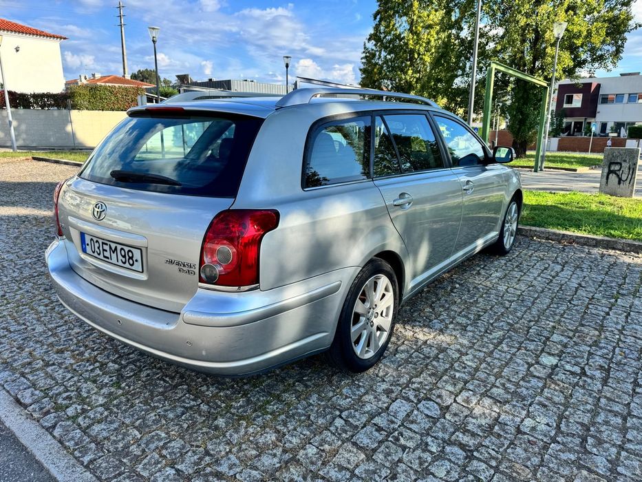 Toyota Avensis Sw 2.0 D-4D Nac — photo 4