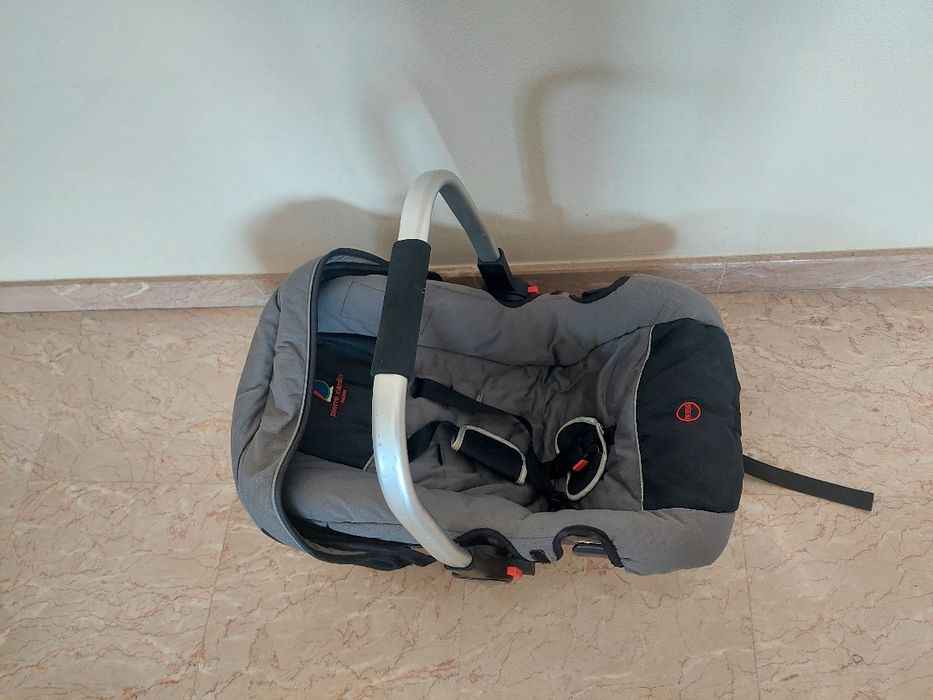 Ovinho de Bebé Pierre Cardin