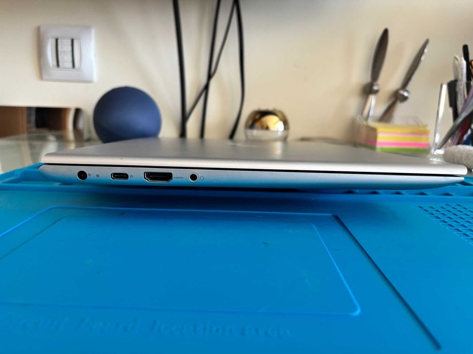 Portátil Dell Vostro 5471 com processador Intel i5, 8GB de RAM e SSD de 480GB. bateria nova!