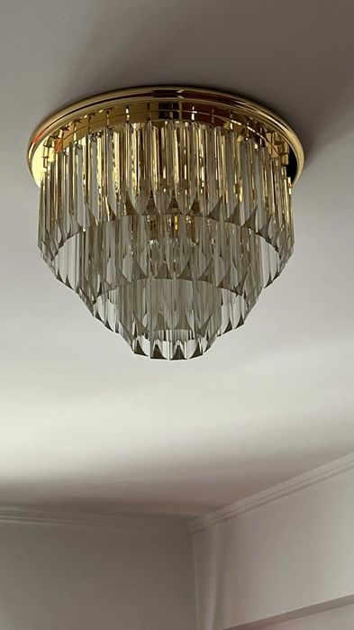 Candeeiro de Teto Dourado 50 cm com Vidros Facetados – Excelente Estado