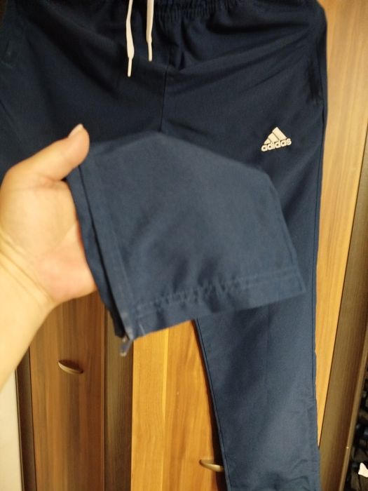 Spodnie dresowe chłopięce Adidas 11/12 stan idealny