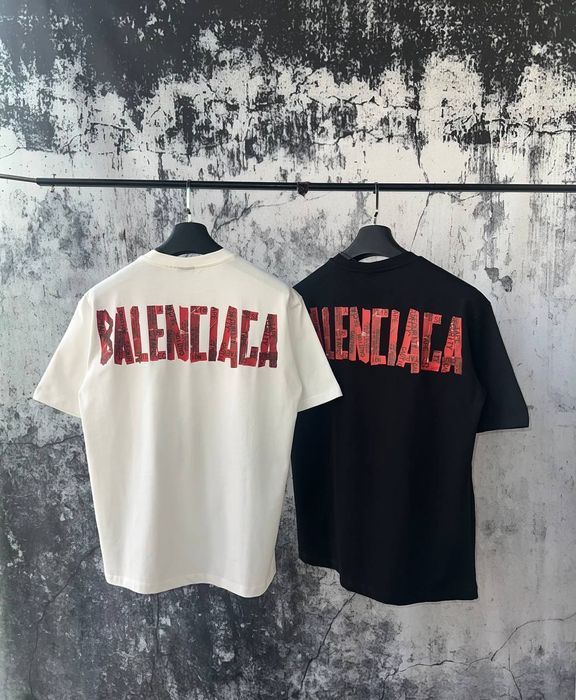 Чоловіча  мужская Футболка  оверсайз  Balenciaga  нова колекція