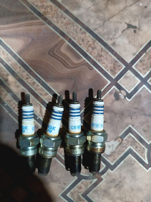 Свечи Сузуки джиксер 600