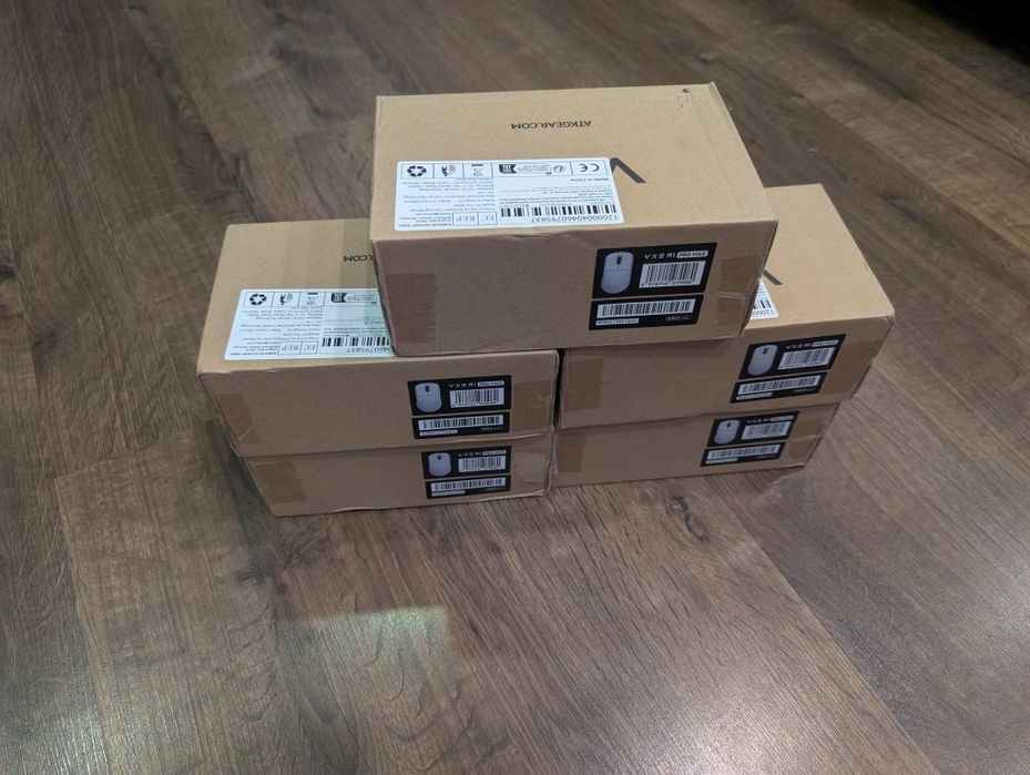 Бездротова ігрова мишка ATK VXE R1 Pro MAX Dragonfly R1