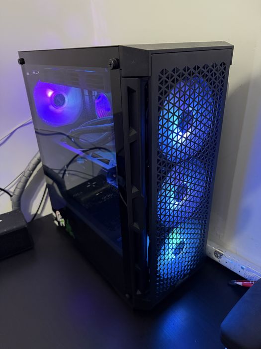 PC gaming- I7 14700K/RTX 4070 Ti Super