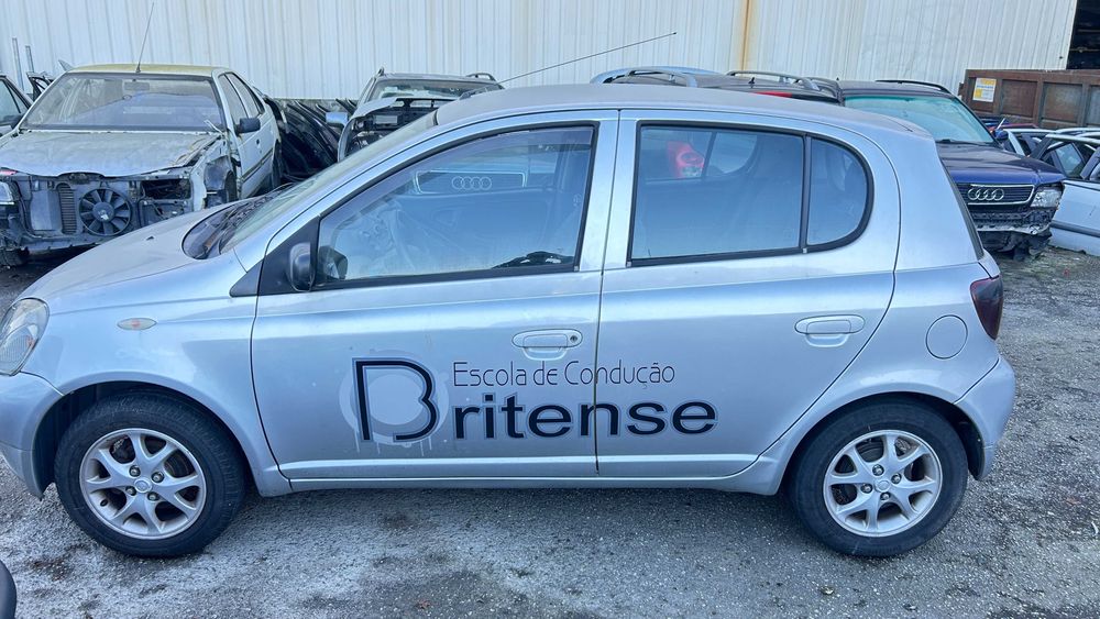 Toyota Yaris 1.4 4D4 Só Para  Peças