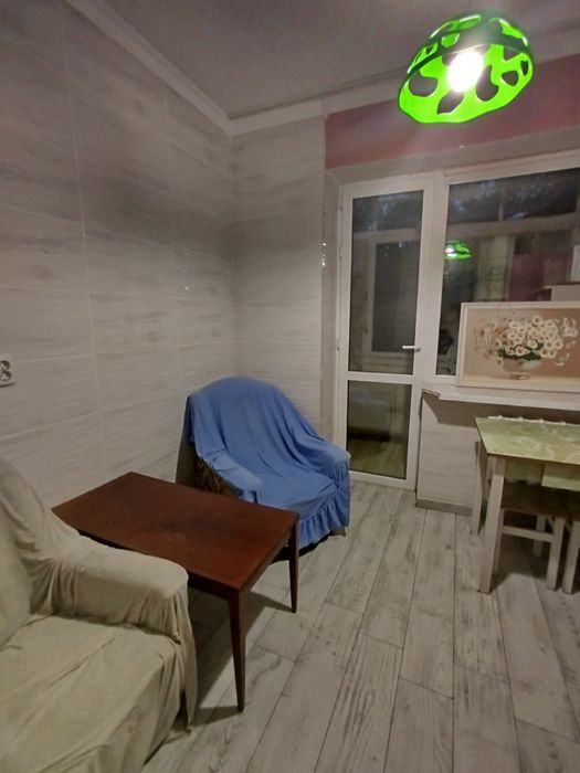 Сдам 2 к.кв., Центр Черноморска.