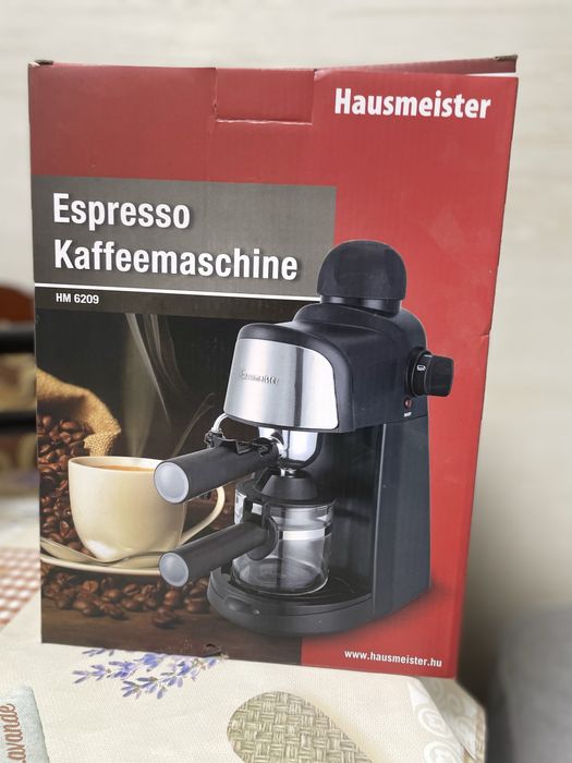 Кавомашина Hausmeister