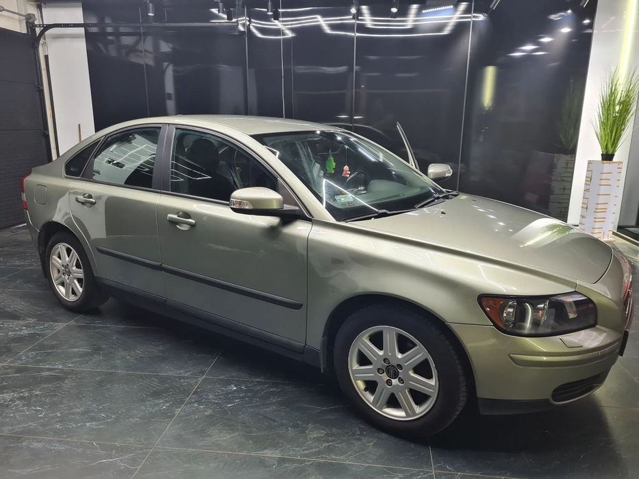 Volvo S40