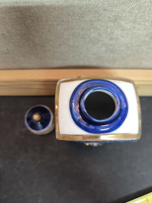 Garrafa Cerâmica Azul e Branca