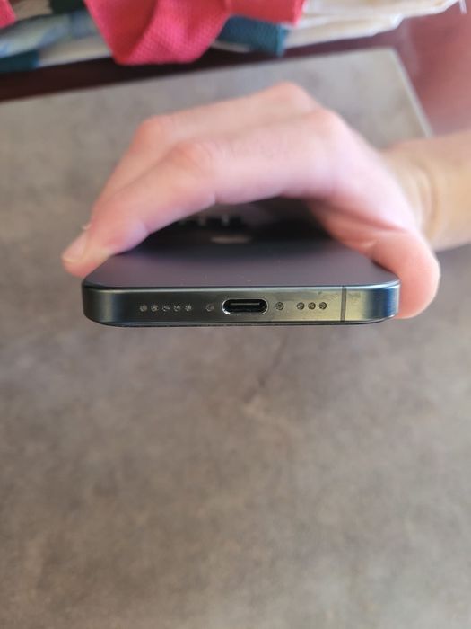 Iphone 15 PRO - 1 TB - Black