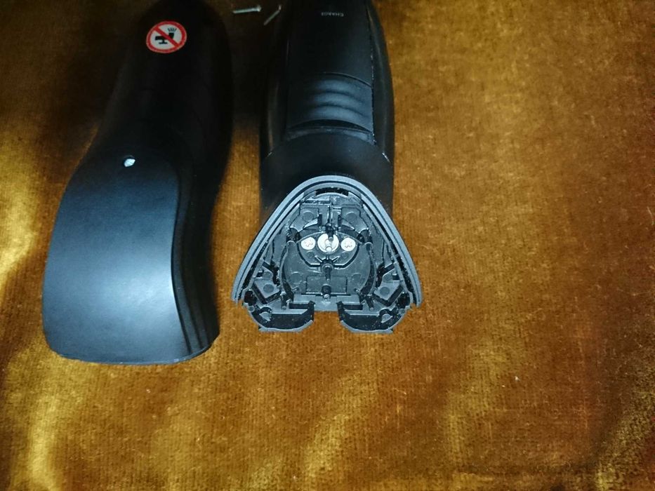 Електробритва Philips HQ 6976/16 сервіс