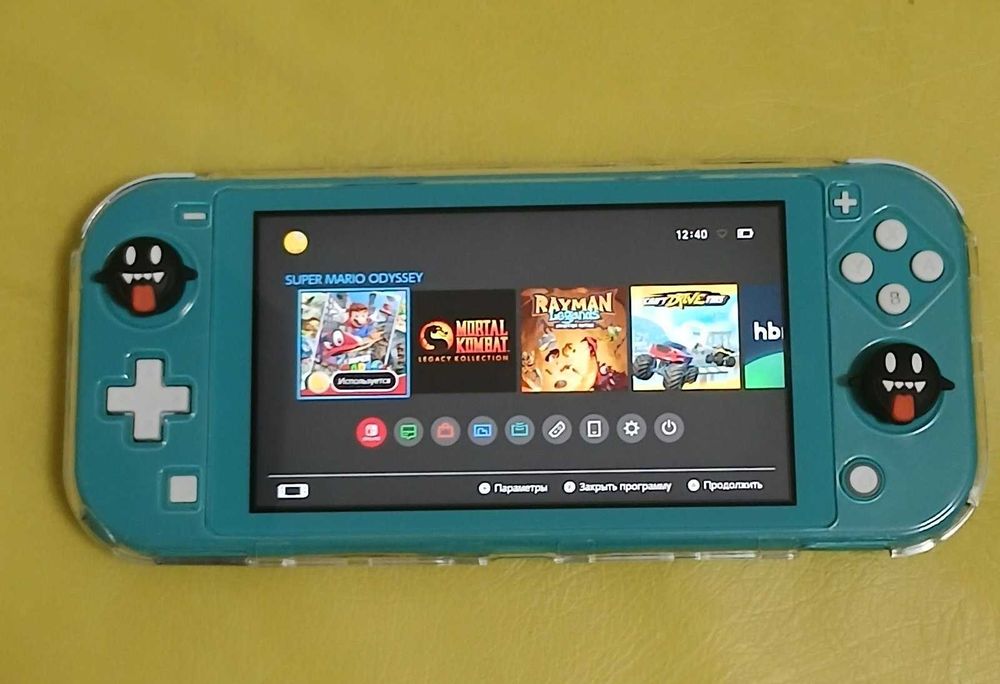 Nintendo Switch Lite у чудовому стані + чохол