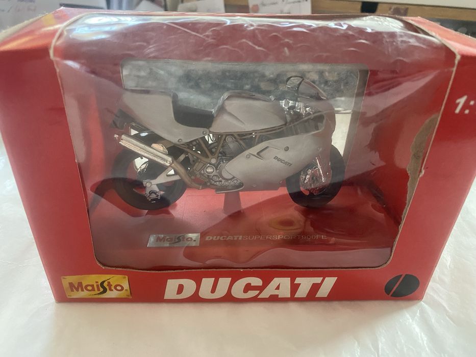 Ducati Supersport 900FE