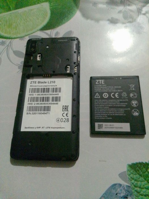 Продам телефон хорошом состояние ну надо прошивать ZTE Blade L210