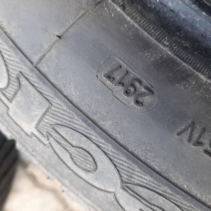 Opony Zimowe GOODYEAR 215/60 R17C 109/107T