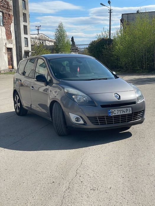Renault Grand Scenic 2011; Рено гранд сценік
