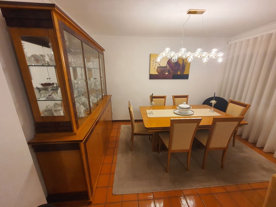 Sala de Jantar completa cerejeira e raiz de nogueira