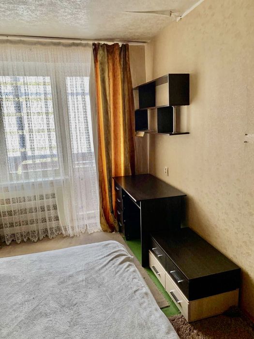 Продам 3к квартиру Парус, Коммунар