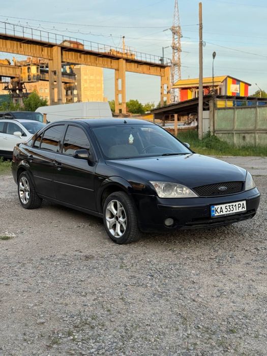 Ford Mondeo MK 3 2001 2.0 газ/бенз