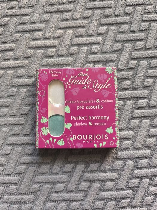 Bourjois Petit guide 16 crazy baby paleta cieni