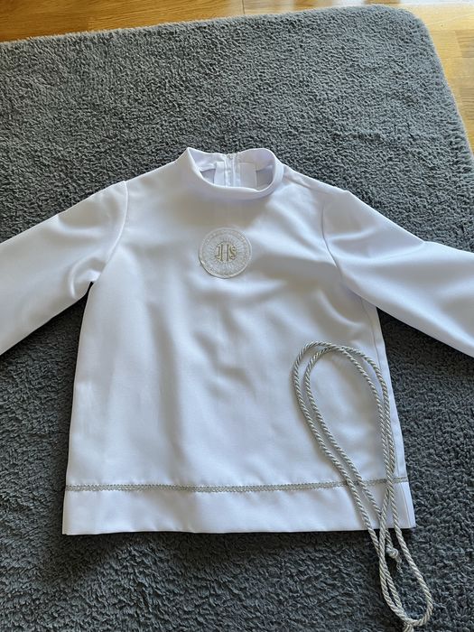 Strój komunijny chłopięcy