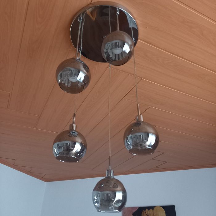 Lampa pokojowa żyrandol