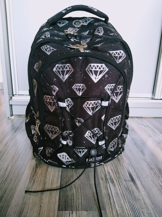 Plecak szkolny  St.Majewski w diamenty
