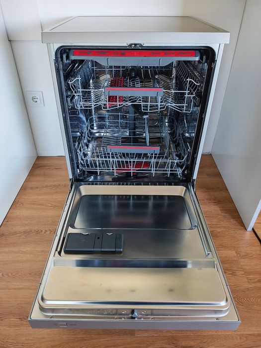 Máquina de Lavar Loiça AEG FFB74917ZM Inox (Série 7000)