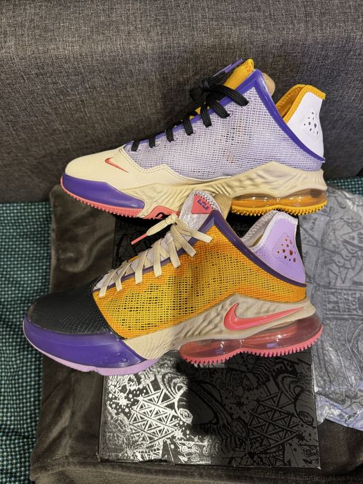 Nike Lebron XIX low rozm. 42,5 wkladka 27 cm. Stan bardzo dobry