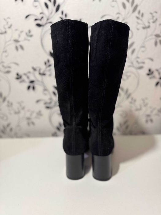 Чоботи жіночі замшеві BullBoxer, 40р