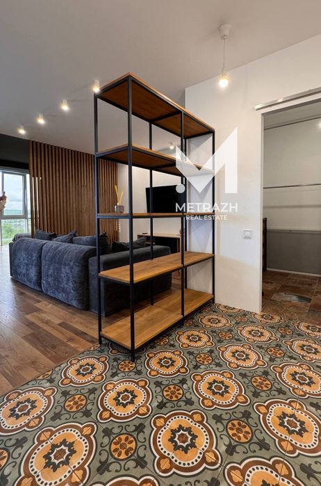 Видова 2-кімнатна квартира 59 м²  с Автономным газовым отоплением