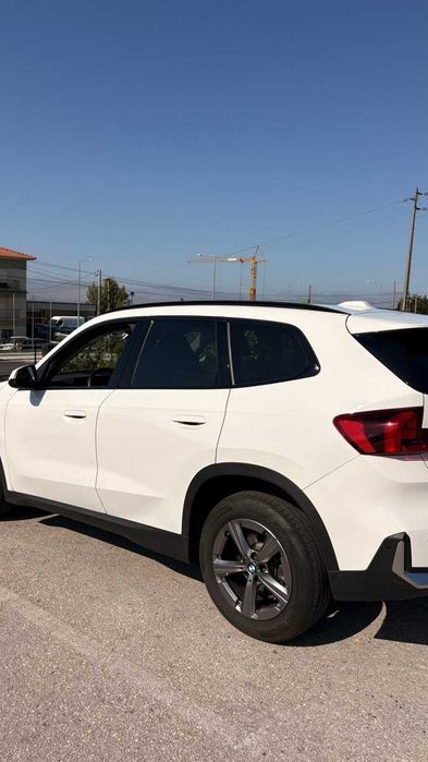 BMW X1 sDrive18i automático 2025 com 7.400 km — photo 5