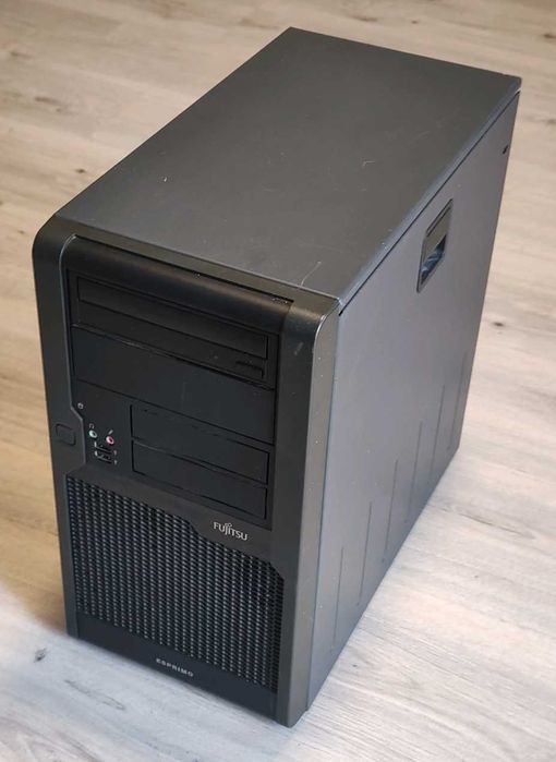 Komputer Intel/SSD/8GB