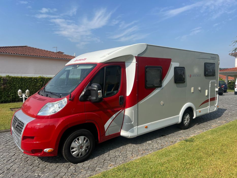 Auto Caravana Dethleffs Advantage