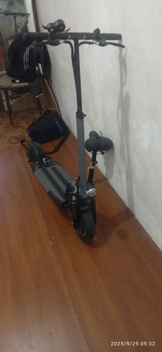 Электросамокат Tesla 10000