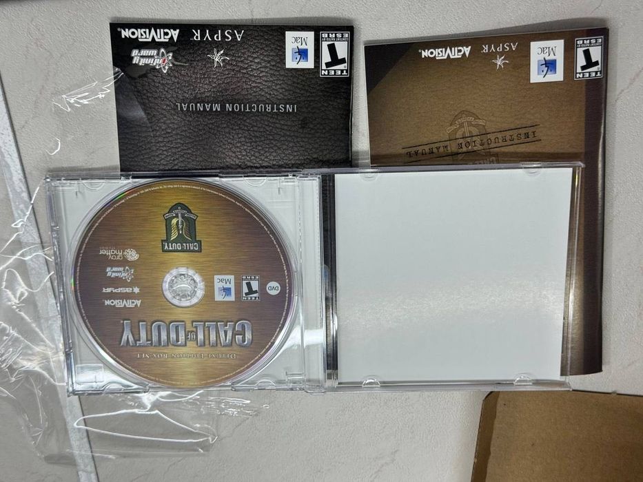 Нові Call Of Duty запаковані Deluxe Edition 2005 року!