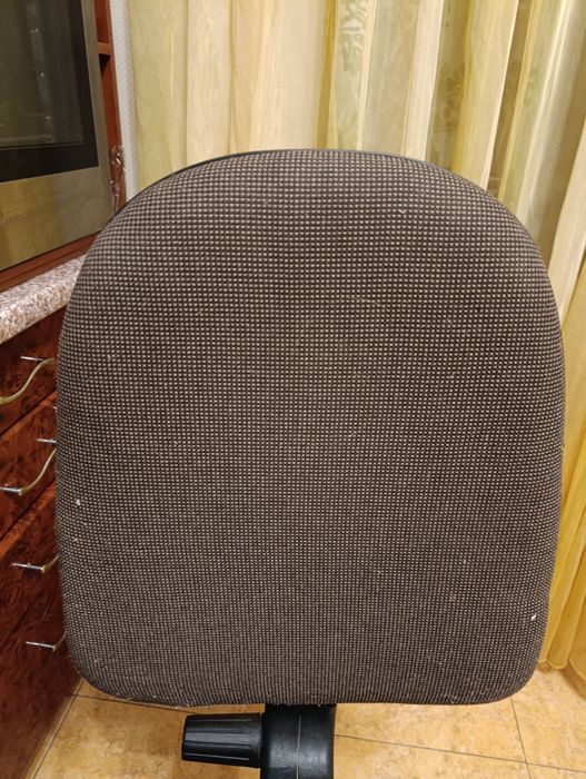 Стул комп'ютерний