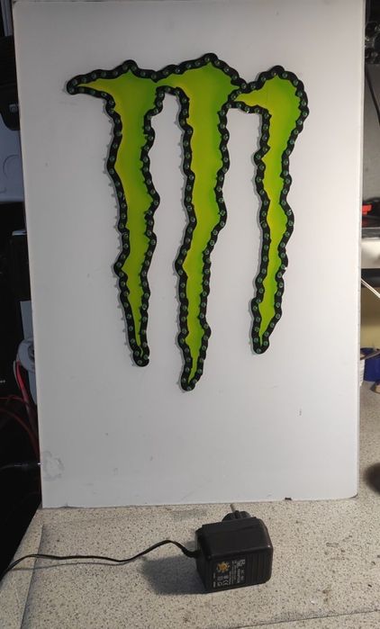 Vendo quadro led monster