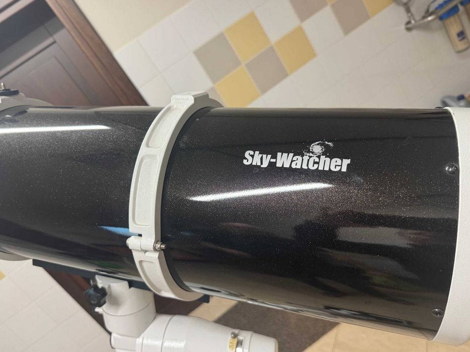 Teleskop Sky-Watcher BKP2001 (200/1000 mm) + walizka