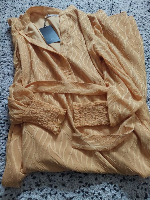 Vestido Amarelo novo