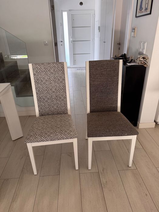 Conjunto sala de jantar (mesa e cadeiras)