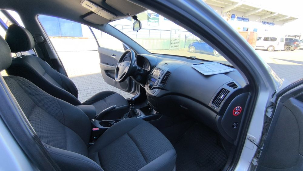 Hyundai i30 Kombi 1.6 Benzyna 2008 • Klima • Salon PL • PDC