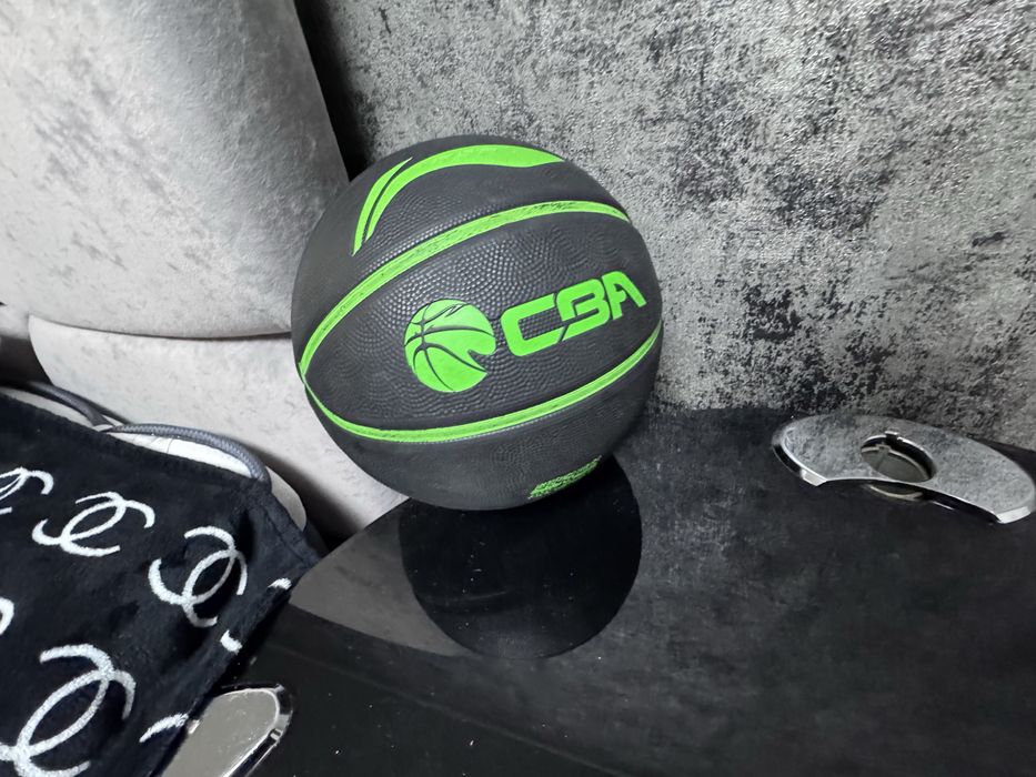 Баскетбольный мяч