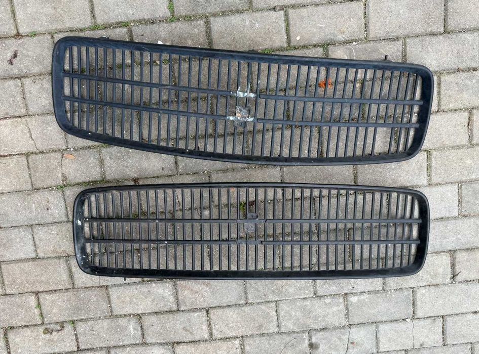 Grelhas Frontais Peugeot 404 carrinha e caixa aberta