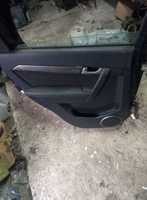 Двері Шевроле каптіва с100