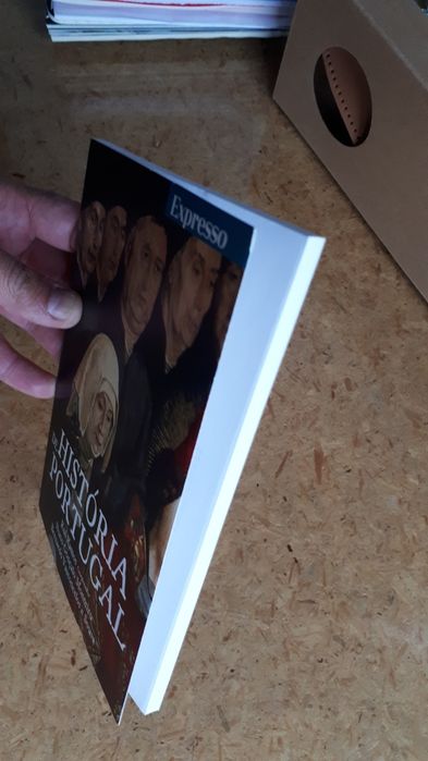 (Novo a estrear) História de Portugal (esfera dos livros/expresso)